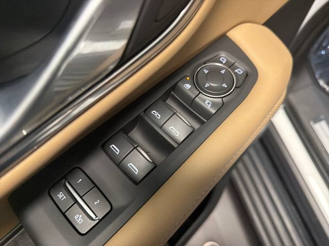 Used 2023 Chevrolet Tahoe Premier w/ Advanced Technology Package AWD/4WD image 11