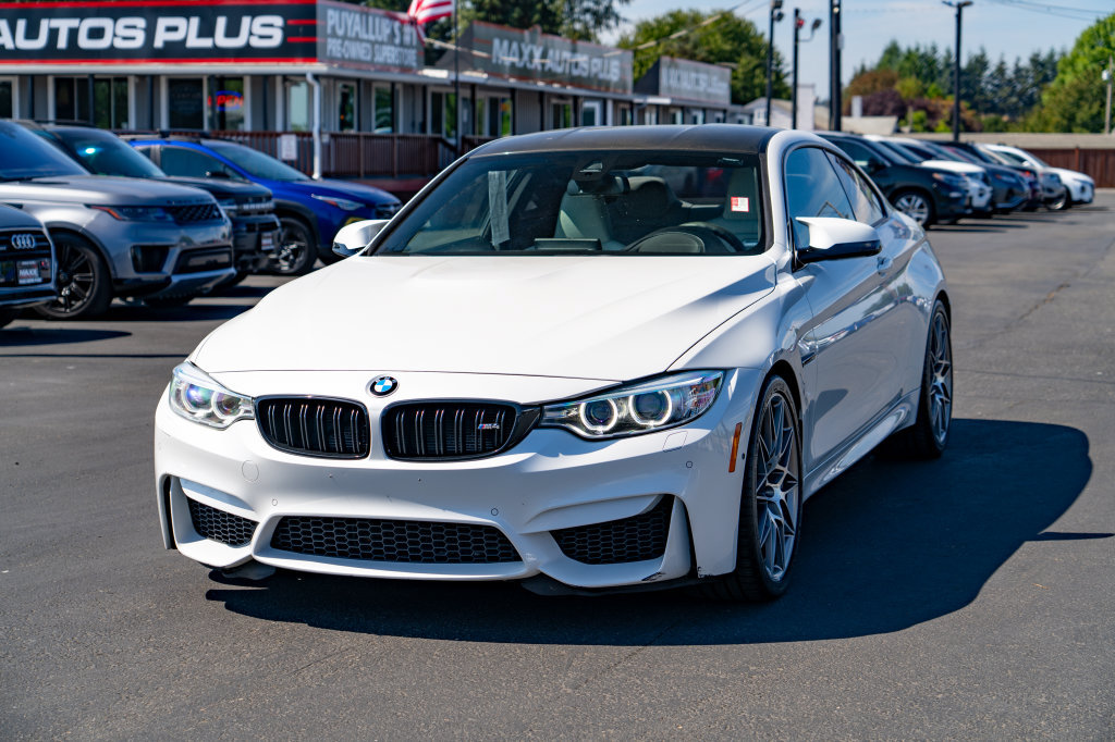 Used 2016 BMW M4 Coupe w/ Competition Package RWD image 4