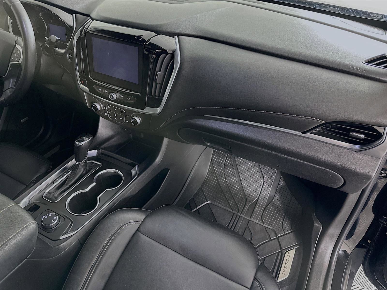 Used 2018 Chevrolet Traverse LT image 28