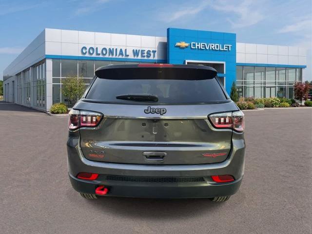Used 2024 Jeep Compass Trailhawk AWD/4WD image 8