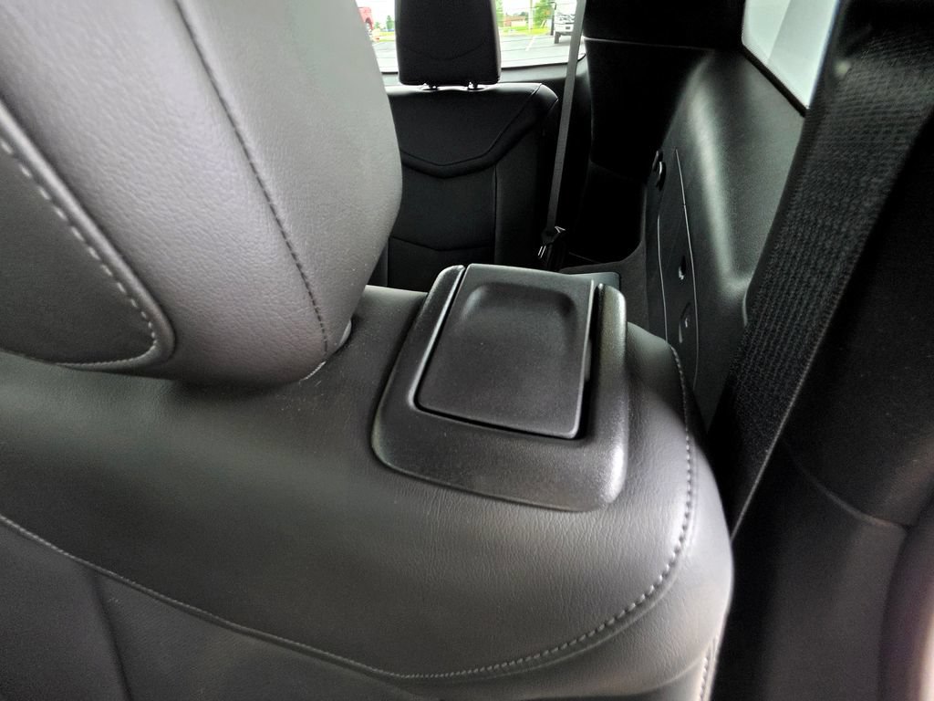 Used 2025 Cadillac XT6 Sport w/ LPO, Floor Liner Package AWD/4WD image 68