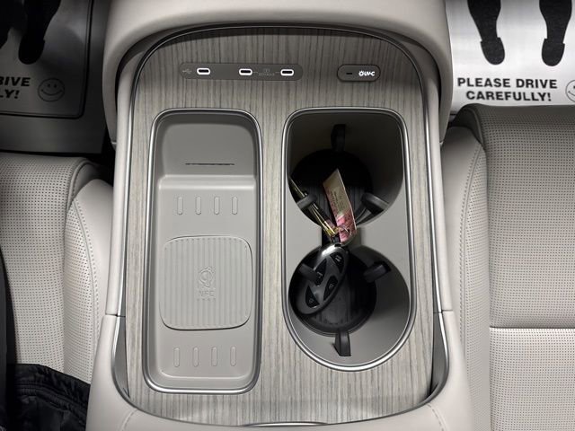 Used 2026 Hyundai Palisade Calligraphy image 15