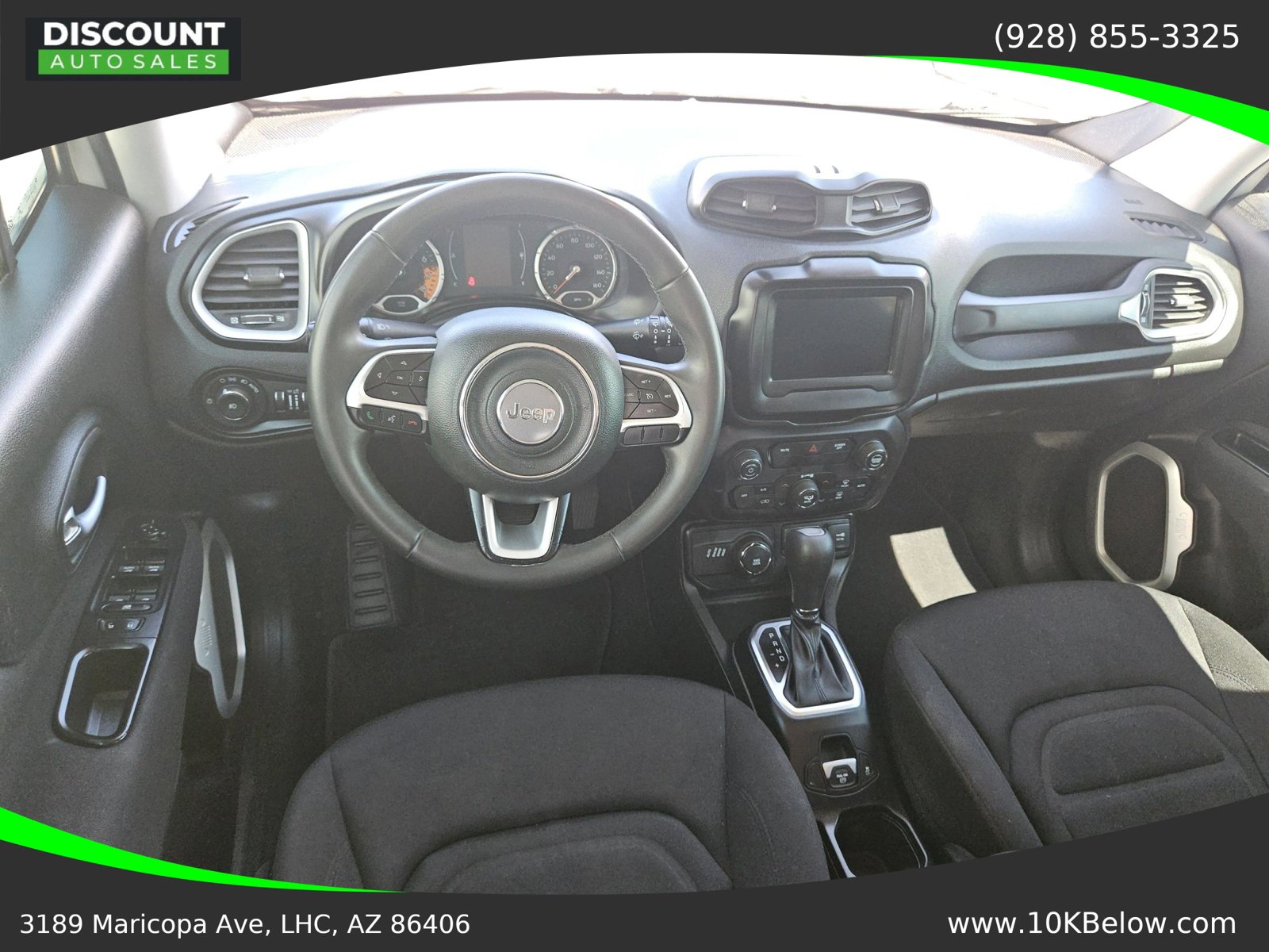 Used 2018 Jeep Renegade Latitude AWD/4WD image 12