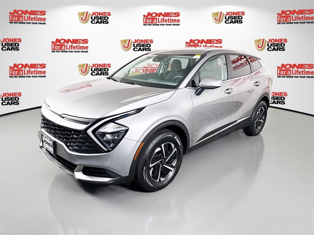 Used 2023 Kia Sportage LX image 12