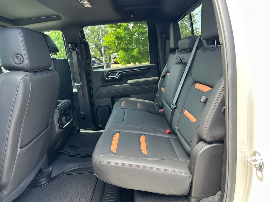 Used 2026 GMC Sierra 2500 AT4 w/ AT4 Premium Plus Package AWD/4WD image 33