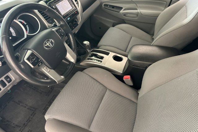 Used 2014 Toyota Tacoma 4x4 Double Cab w/ TRD Sport Package image 11