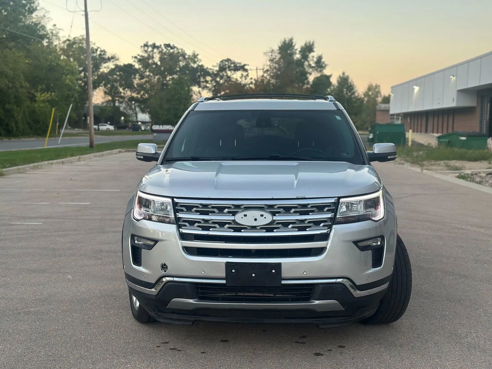 Used 2018 Ford Explorer Limited w/ Equipment Group 301A image 2