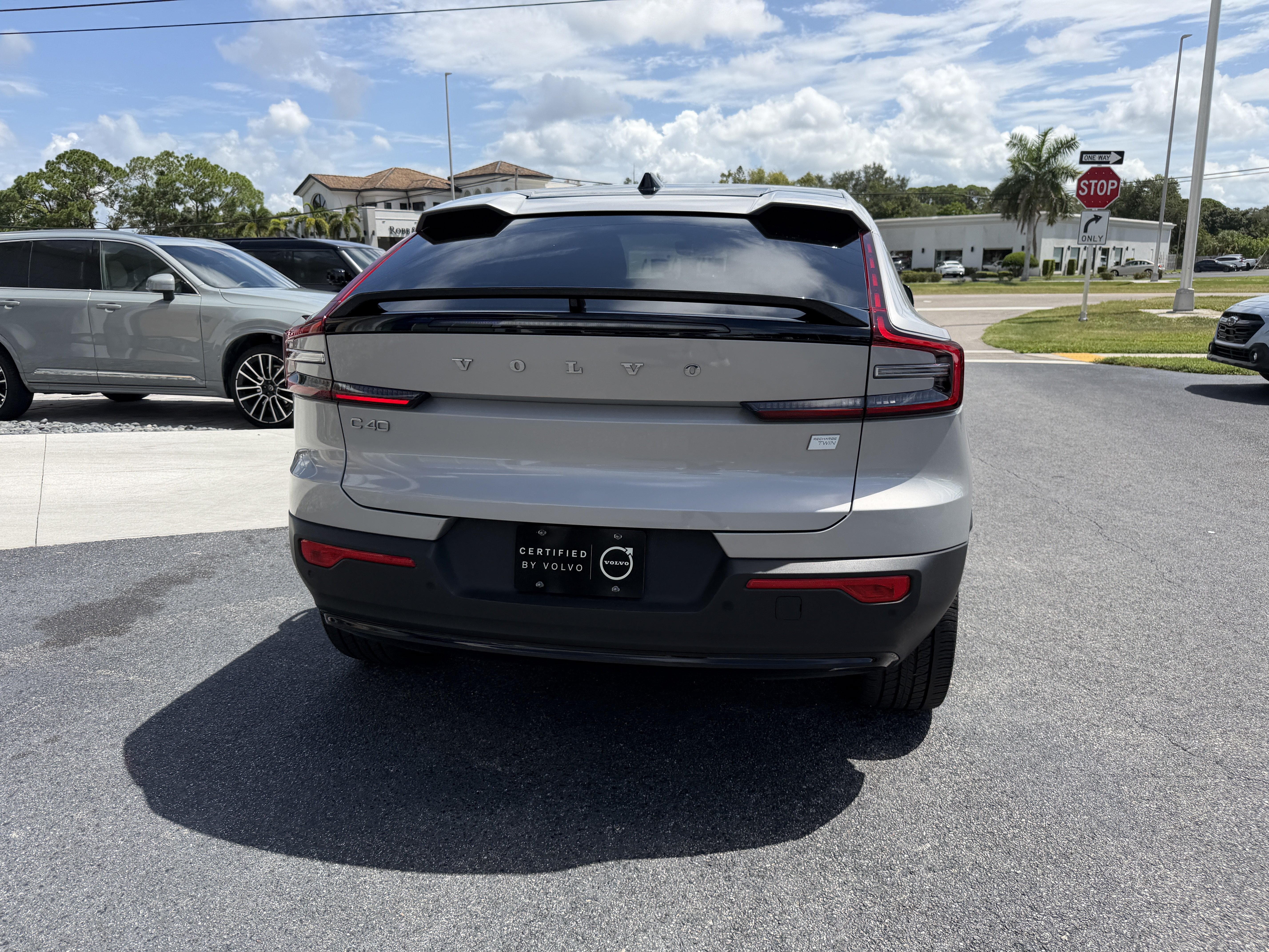 Certified 2023 Volvo C40 Recharge Core AWD/4WD image 4
