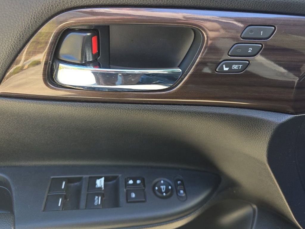 Used 2017 Honda Accord Touring image 20