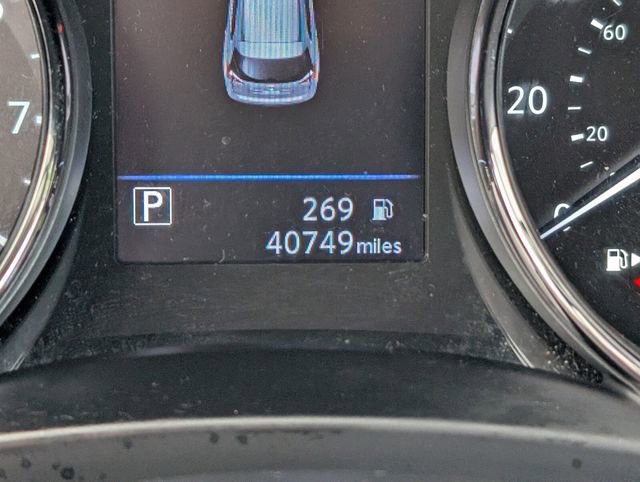 Used 2019 Nissan Rogue SV w/ Premium Package FWD image 23