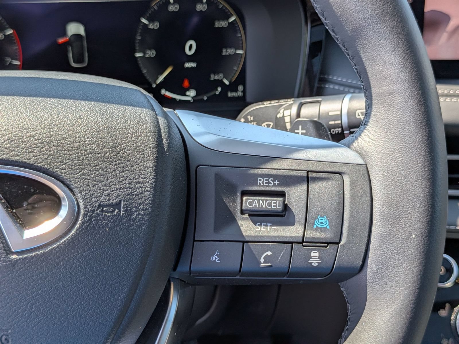 Used 2026 INFINITI QX60 Luxe w/ Cargo Package FWD image 19