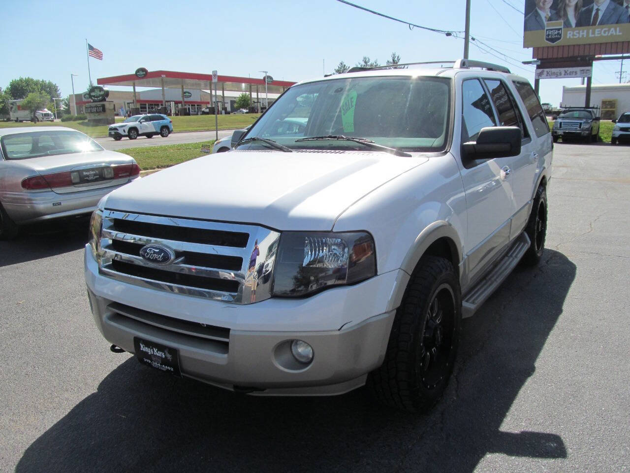 Used 2010 Ford Expedition Eddie Bauer AWD/4WD image 1