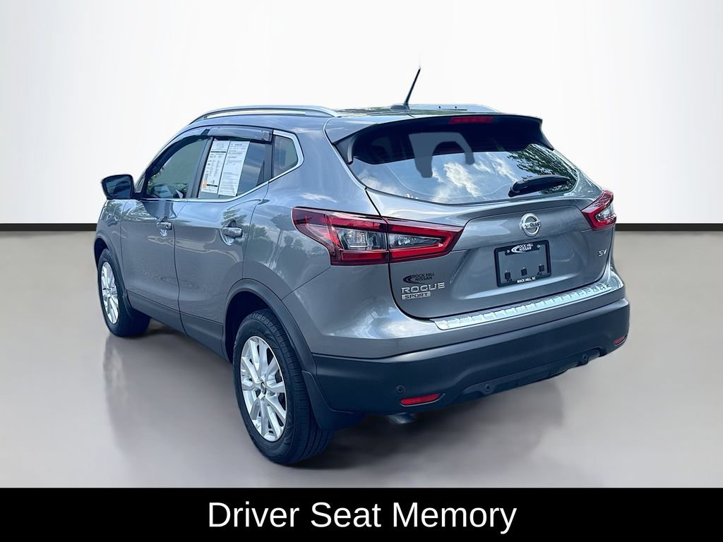 Certified 2022 Nissan Rogue Sport SV w/ Technology Package FWD image 5