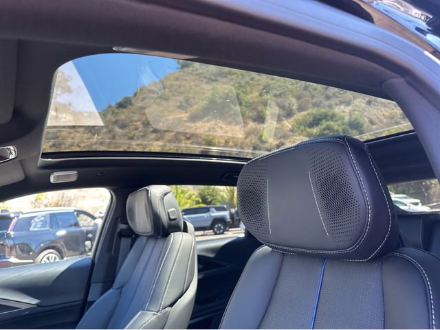 New 2026 Cadillac Lyriq V image 23