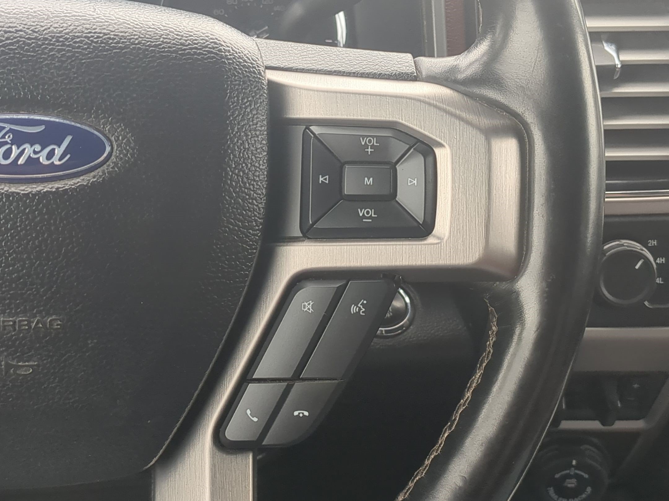 Used 2021 Ford F350 Platinum AWD/4WD image 21