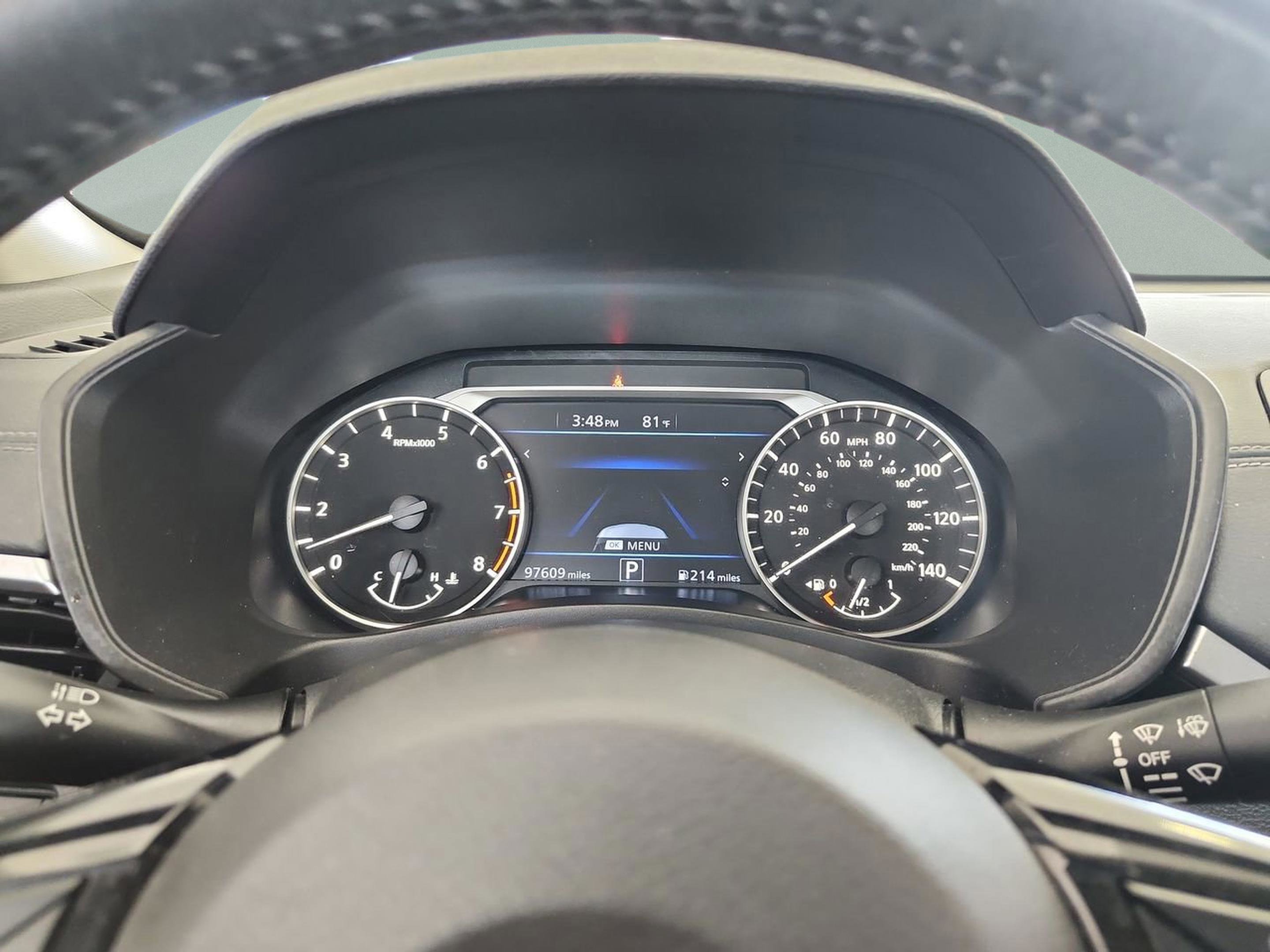 Used 2022 Nissan Altima 2.5 SV w/ SV Premium Package FWD image 12