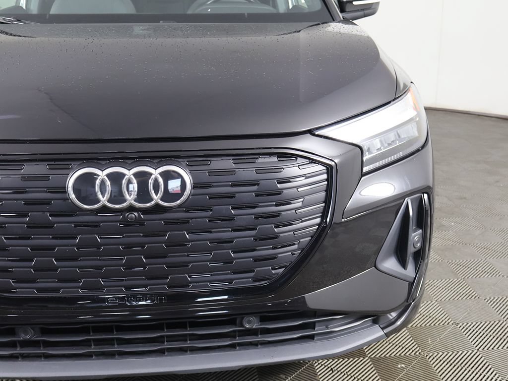 Used 2023 Audi Q4 e-tron Premium Plus w/ Premium Plus AWD/4WD image 16