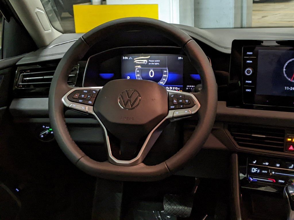 New 2026 Volkswagen Jetta SE FWD image 15