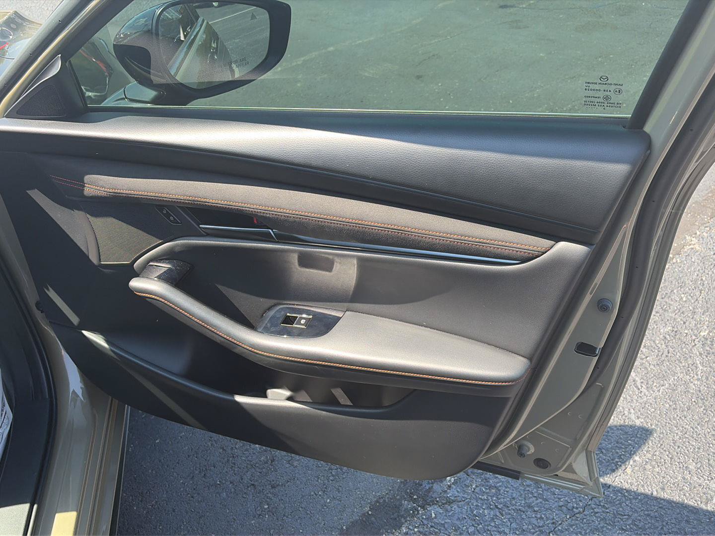 Used 2024 MAZDA MAZDA3 s AWD/4WD image 17