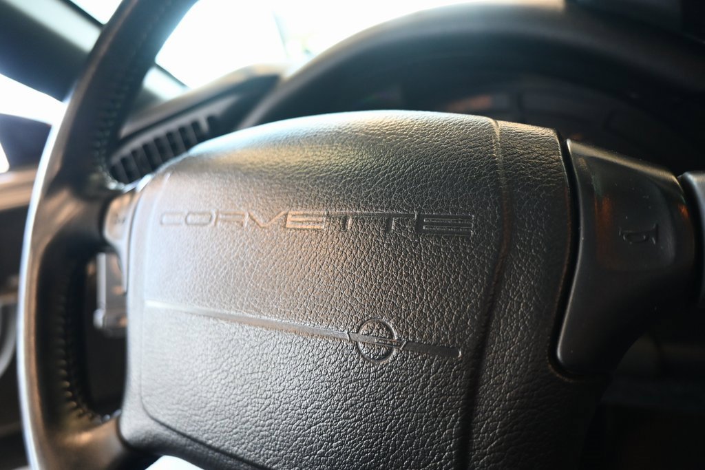 Used 1993 Chevrolet Corvette Coupe image 16