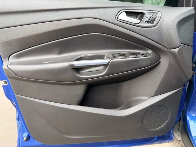 Used 2017 Ford Escape Titanium image 18