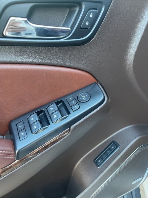 Used 2019 Chevrolet Tahoe Premier w/ Max Trailering Package image 13