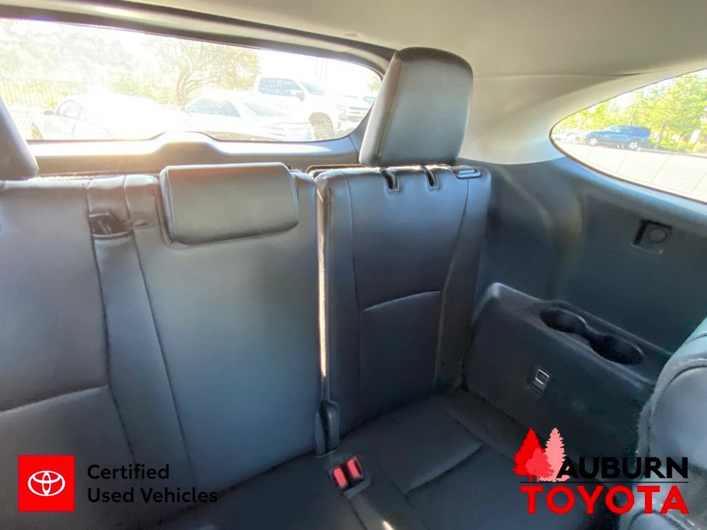 Certified 2020 Toyota Highlander Platinum AWD/4WD image 25