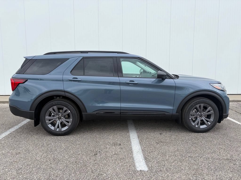 New 2026 Ford Explorer Active w/ Active Comfort Package AWD/4WD image 9