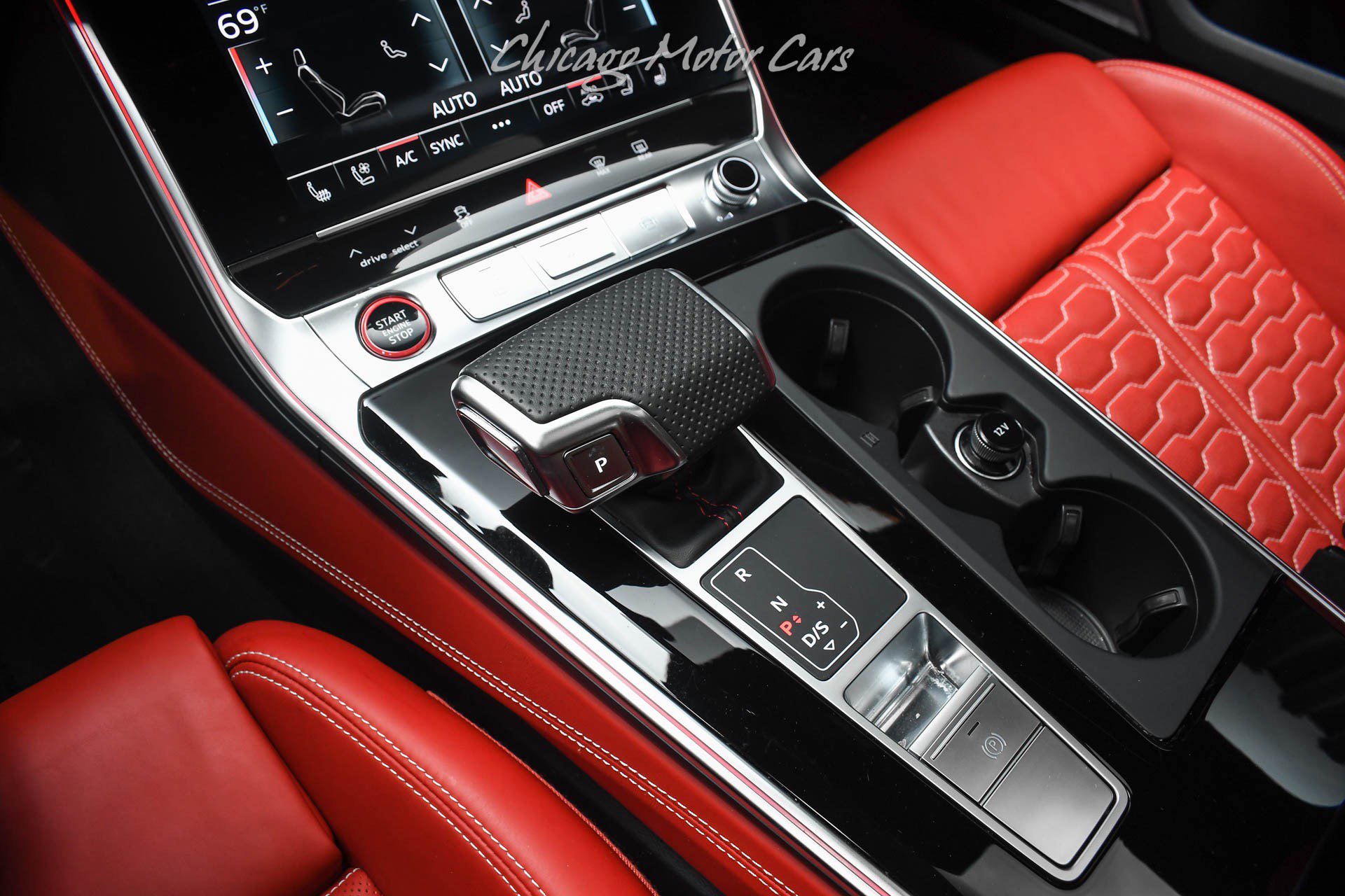 Used 2024 Audi RS 6 performance image 19