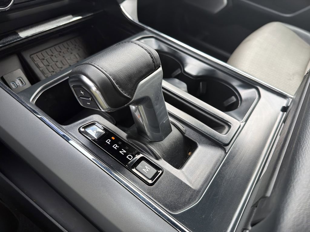 Used 2024 Ford F150 Lariat w/ Equipment Group 502A High AWD/4WD image 25