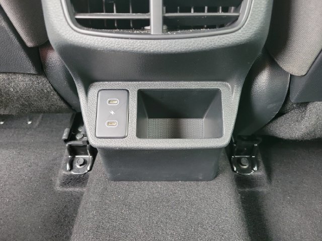 Used 2026 Kia Seltos LX FWD image 18