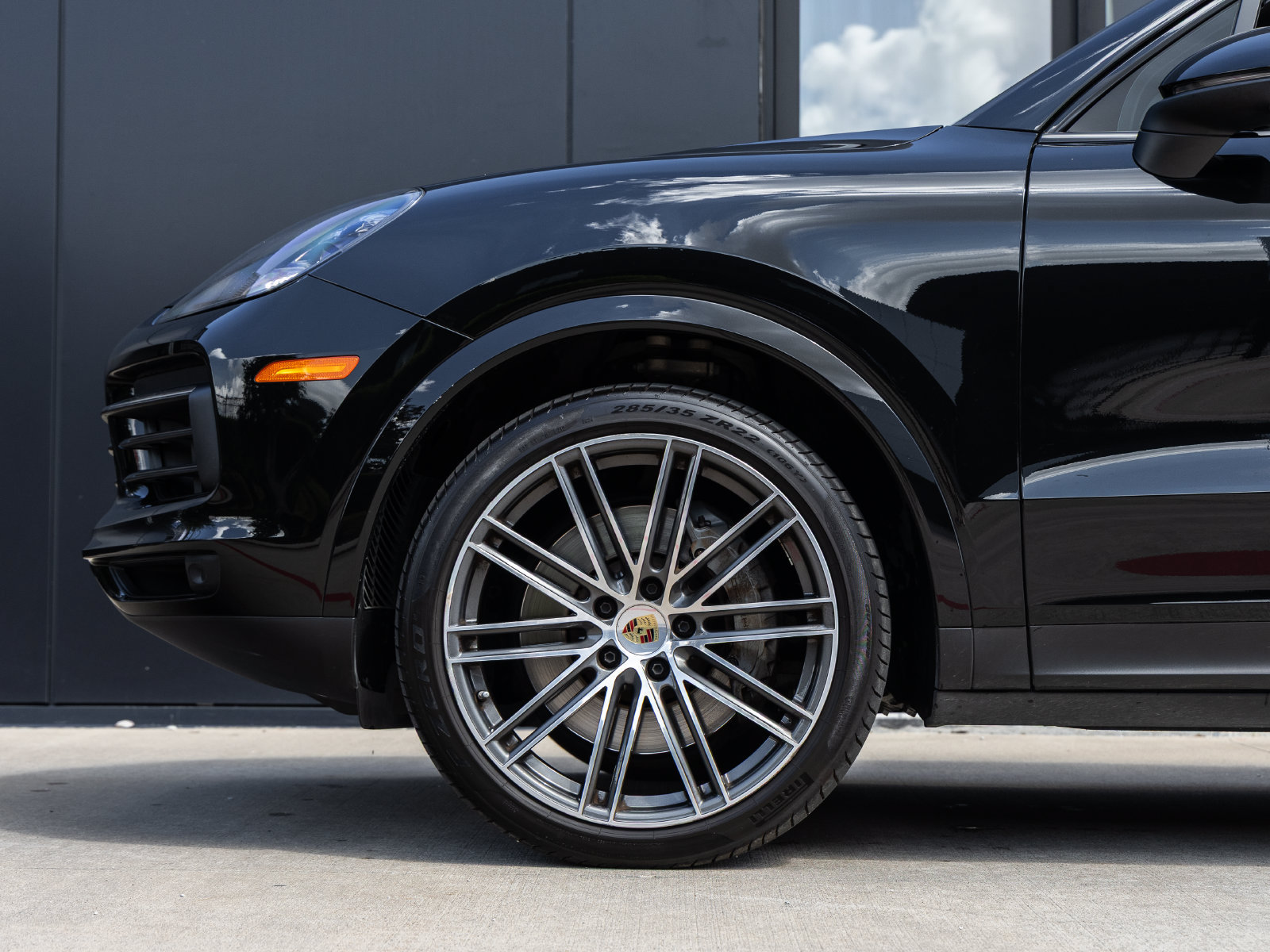 Certified 2023 Porsche Cayenne S Platinum AWD/4WD image 13