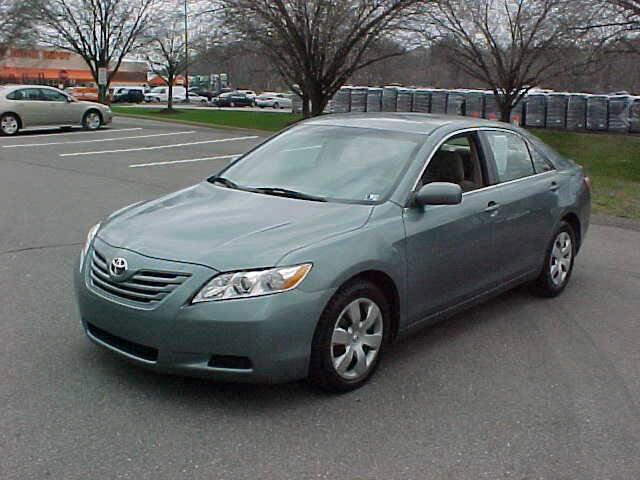 Used 2009 Toyota Camry LE image 4