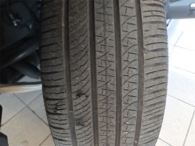 Used 2022 Ford Explorer Platinum w/ Equipment Group 601A image 27