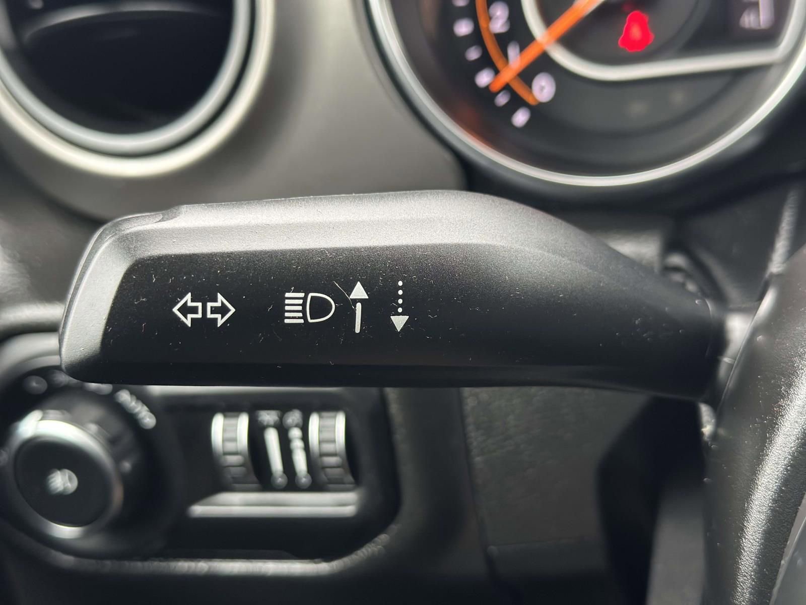 Used 2022 Jeep Wrangler Unlimited Sport image 16