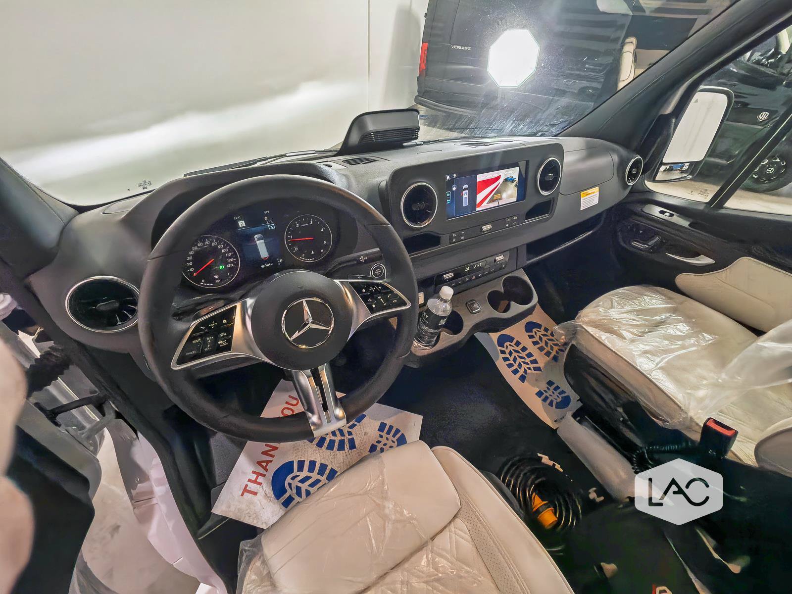 Used 2025 Mercedes-Benz Sprinter 3500 image 20