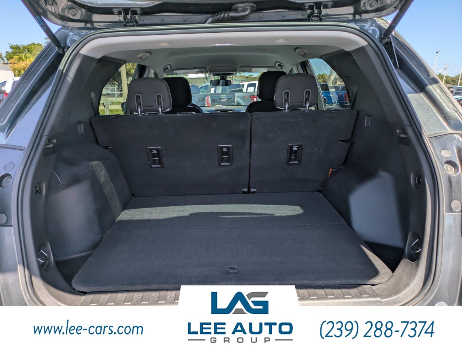 Used 2019 Chevrolet Equinox LS FWD image 11