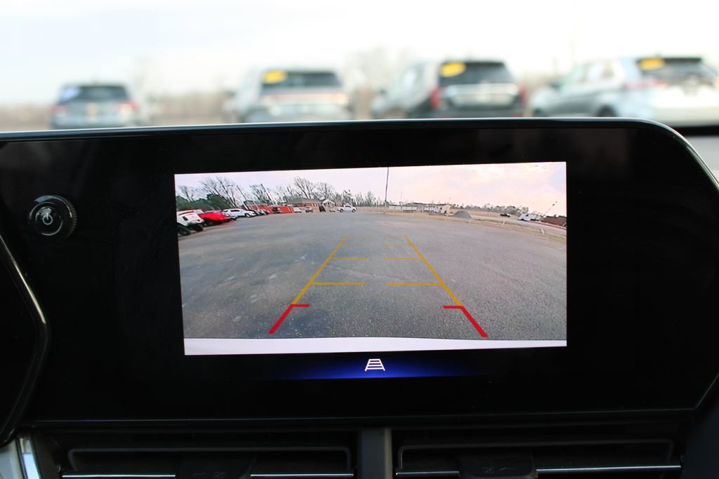 Used 2025 Chevrolet Trax LT w/ LT Convenience Package image 35