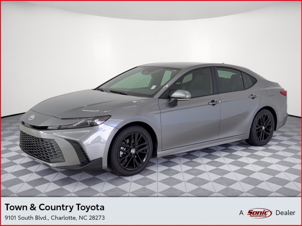 Used 2026 Toyota Camry SE FWD image 1