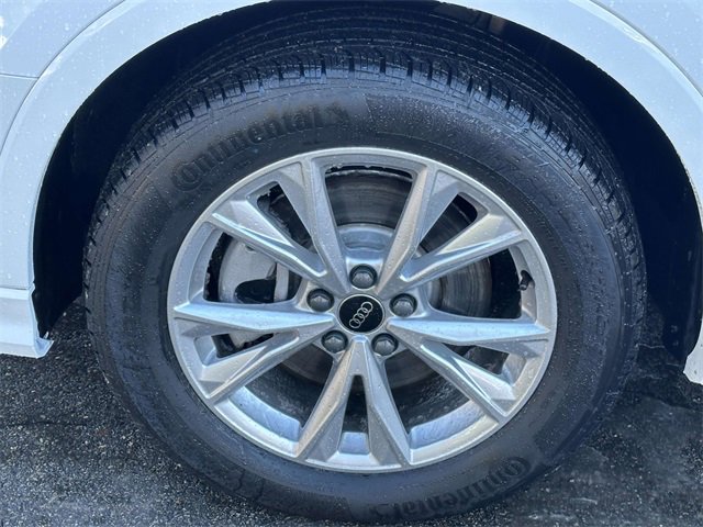 Certified 2025 Audi Q3 2.0T Premium w/ Convenience Package image 10