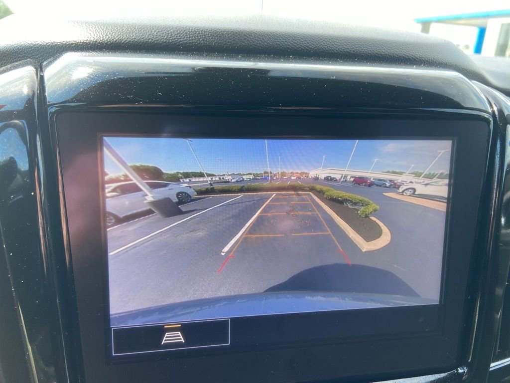 Used 2023 Chevrolet Traverse LT FWD image 22