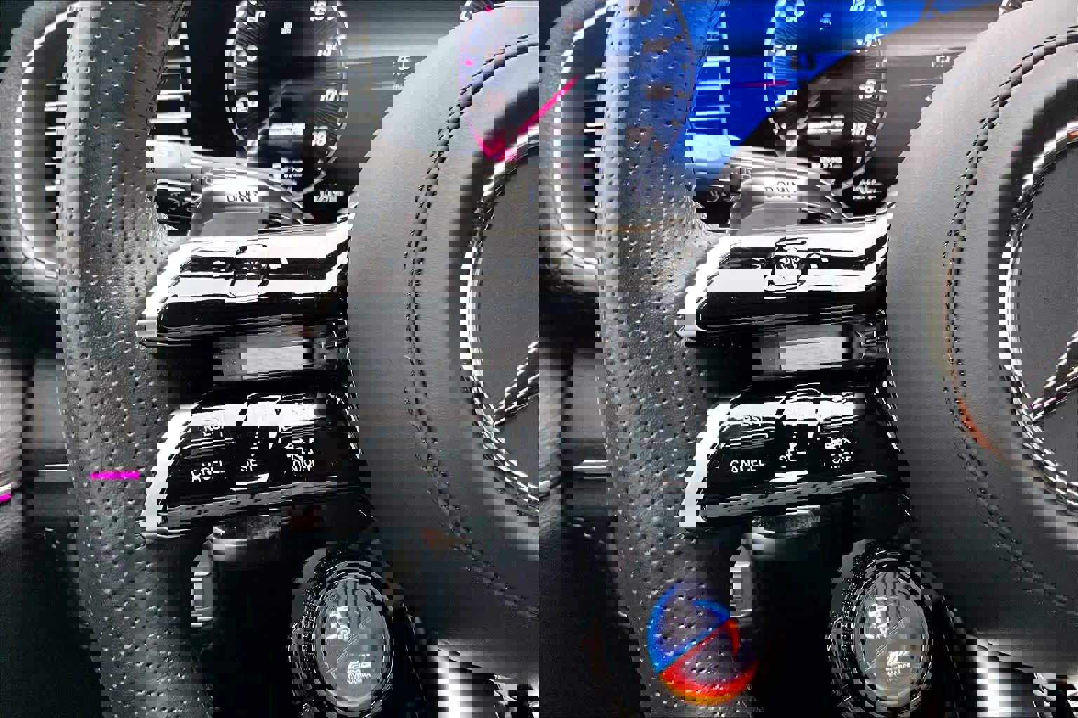 Used 2025 Mercedes-Benz GLE 53 AMG 4MATIC image 23