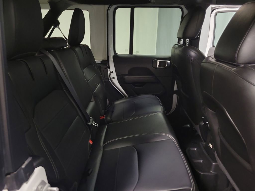 Used 2023 Jeep Wrangler Unlimited Sahara w/ Cold Weather Group image 20