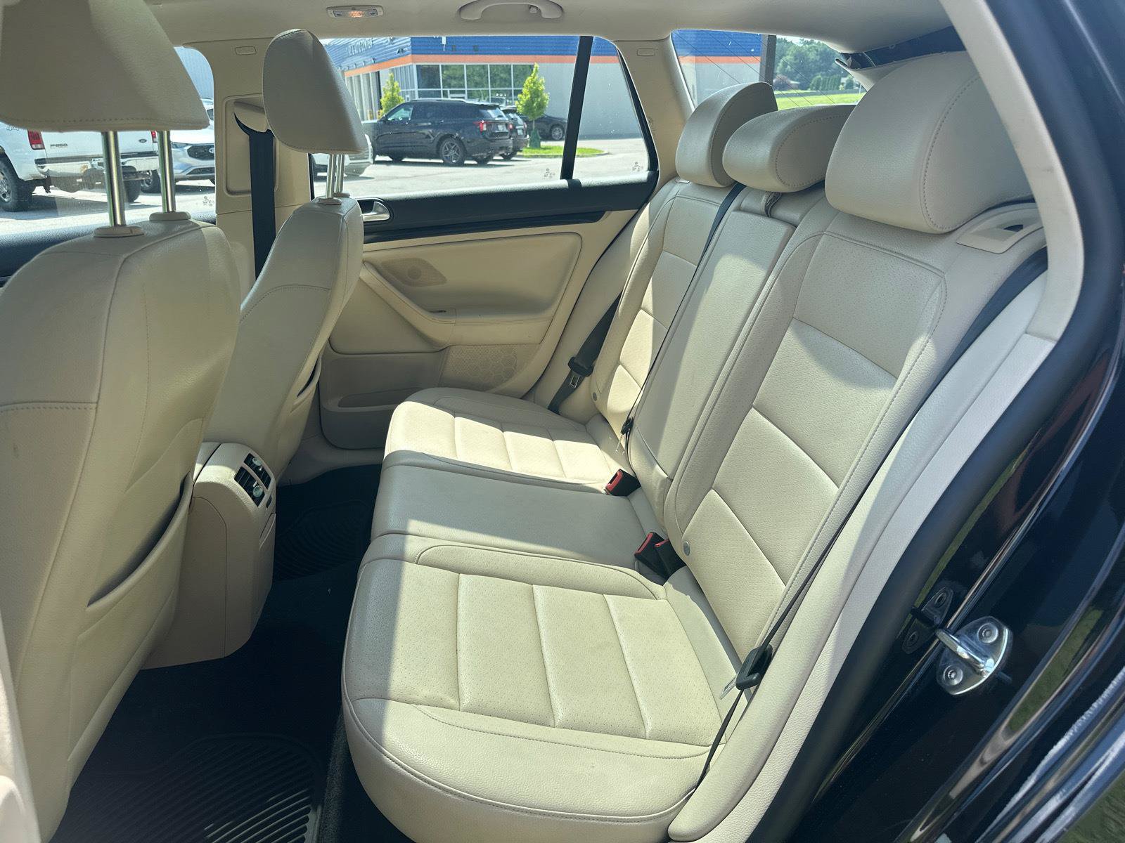 Used 2014 Volkswagen Jetta TDI FWD image 9
