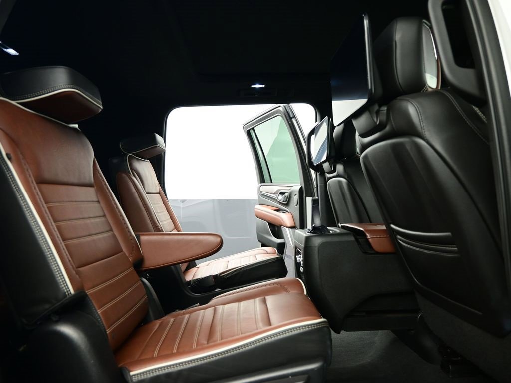 Used 2023 GMC Yukon XL Denali Ultimate image 34