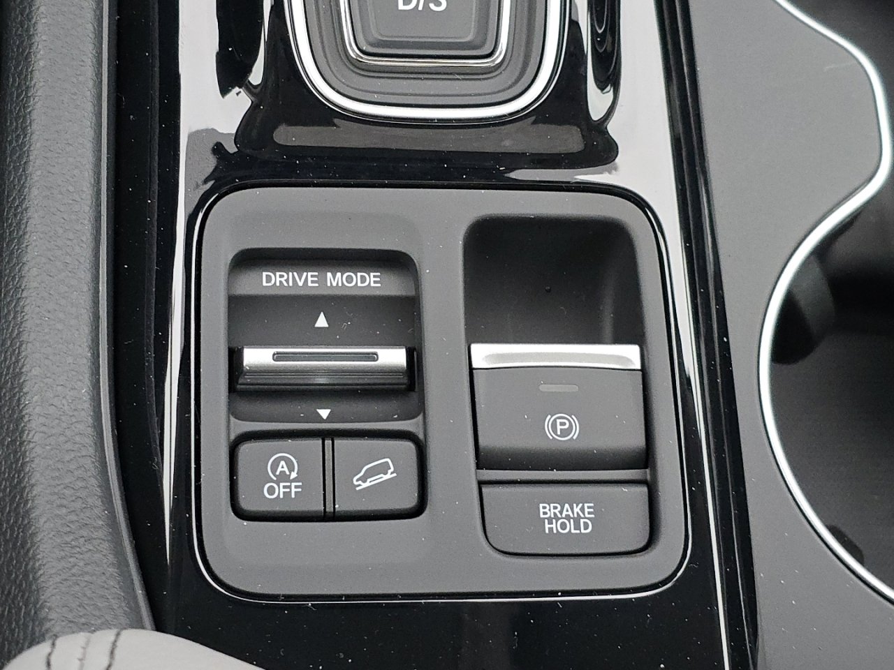 New 2025 Honda Pilot Touring image 34