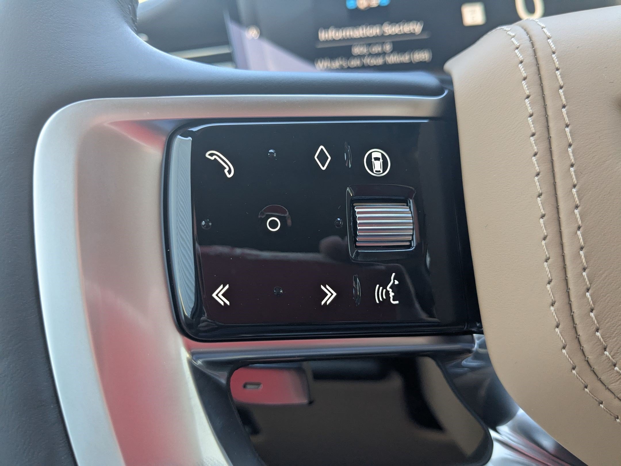 New 2026 Land Rover Range Rover SE AWD/4WD image 17