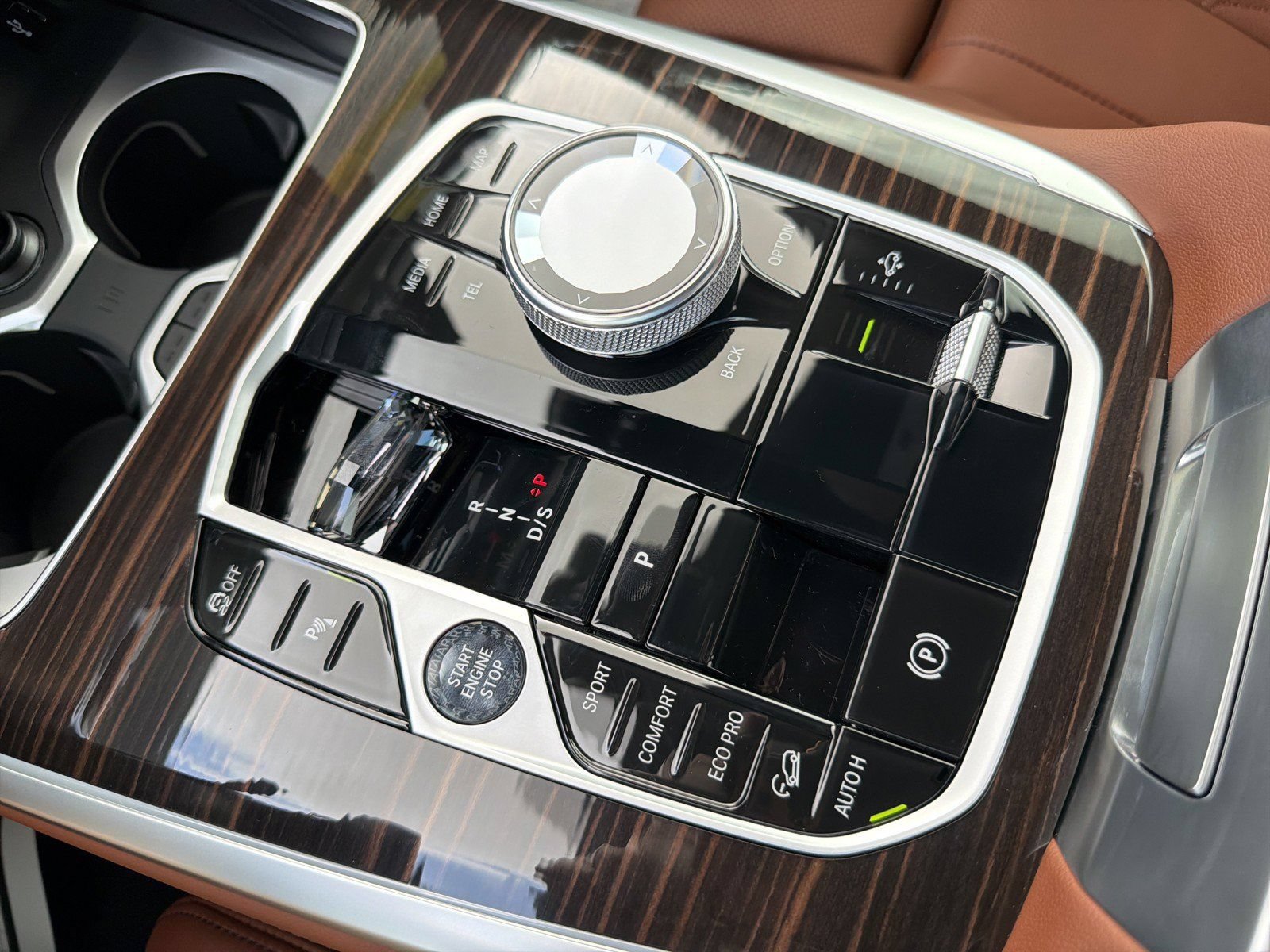 New 2027 BMW X7 M60i AWD/4WD image 36