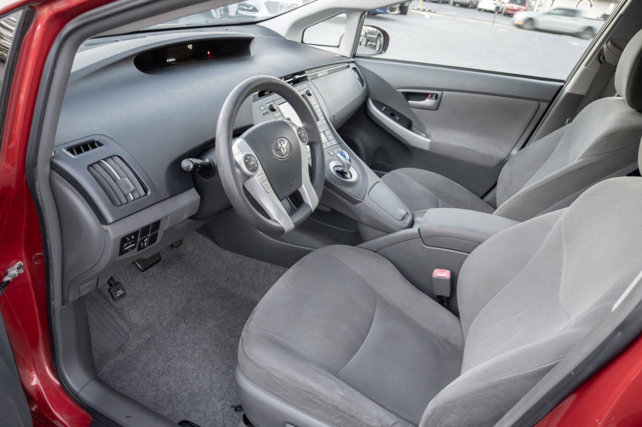 Used 2011 Toyota Prius Three image 14