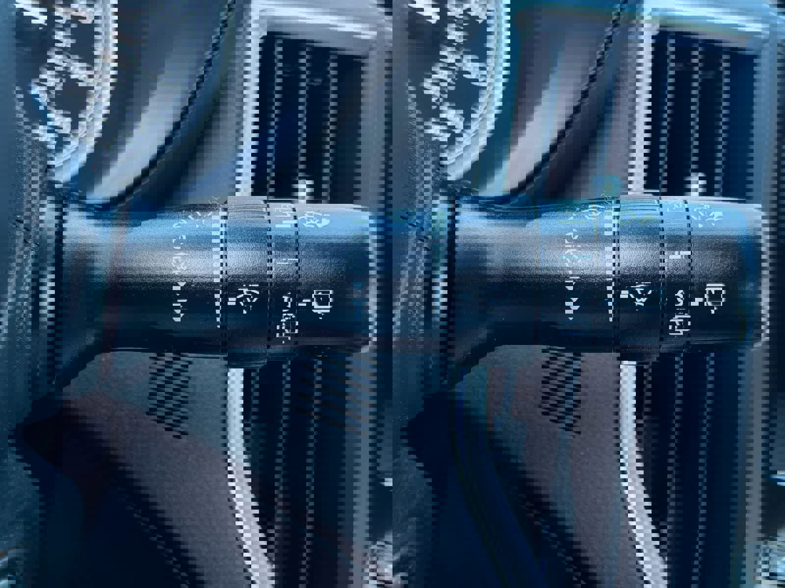 Used 2019 Subaru Forester Premium w/ All-Weather Package image 27